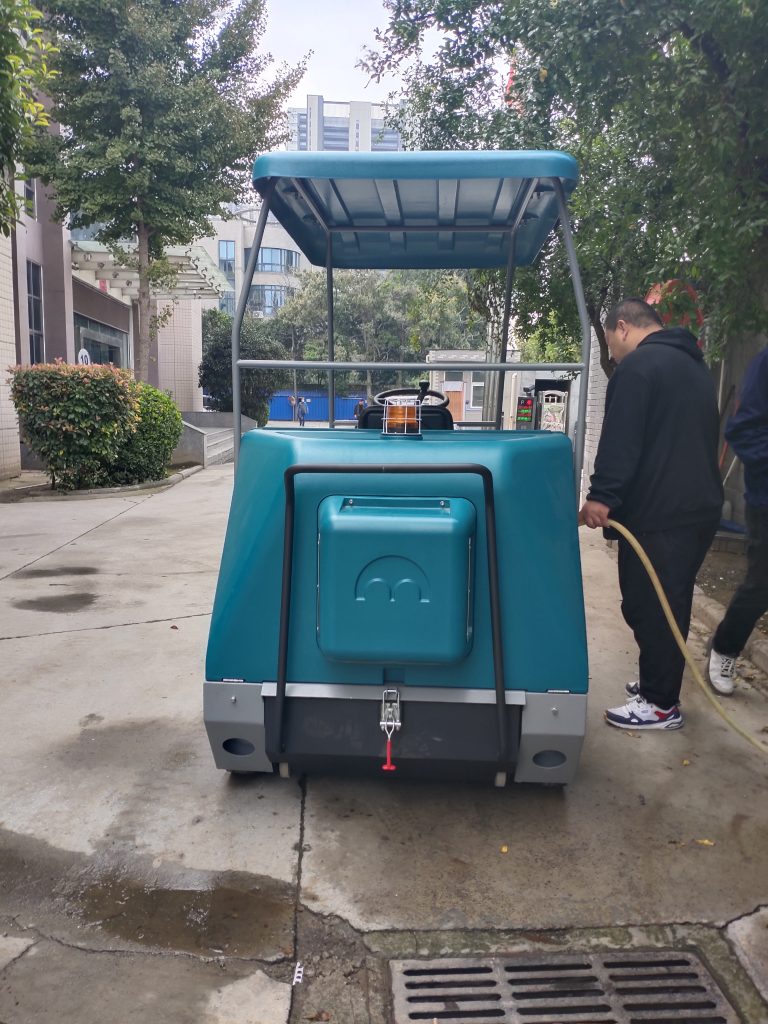 扫地机/电动扫地车/小区扫地机/工业扫地机