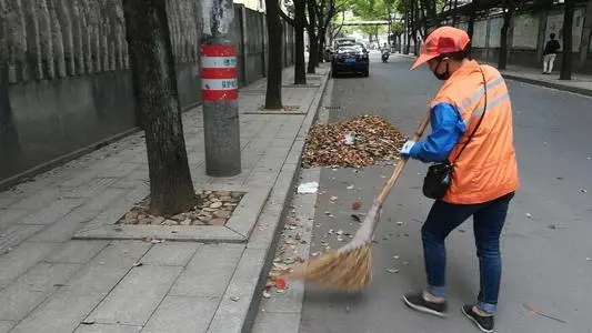 当清洁服务遇上清晨雨扫拖一体车，一切都变得如此简单